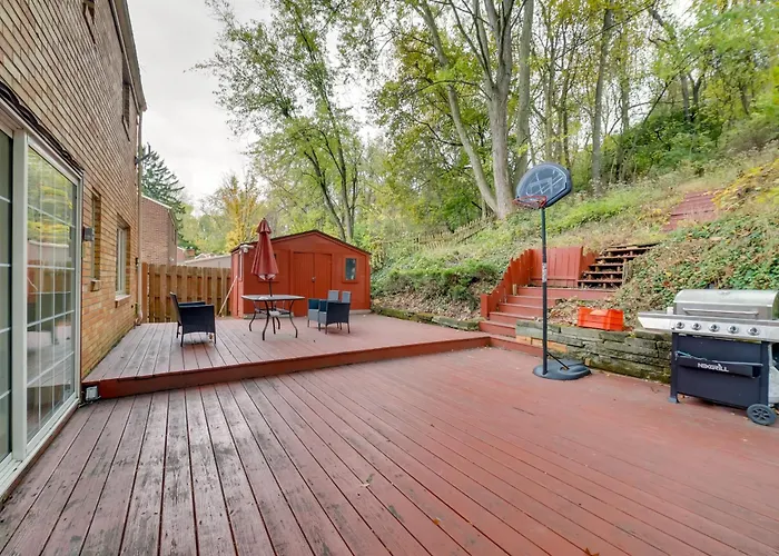 Cute W/ Patio ~ 7 Mi To Dtwn * Pittsburgh